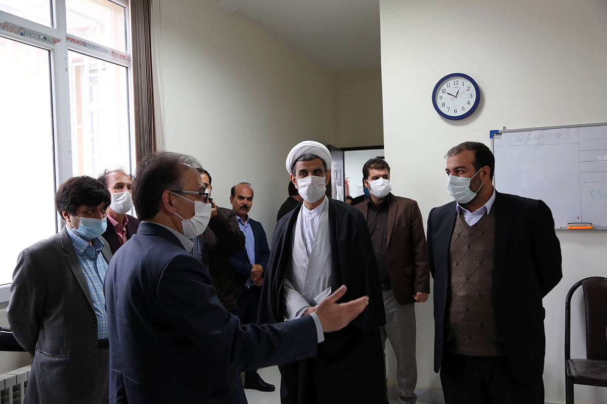 بازدید رئیس کل دادگستری و دادستان استان از مراکز بهداشتی و درمانی