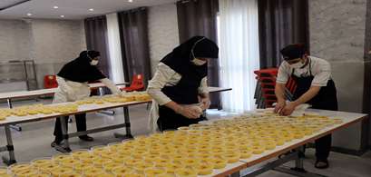 عطر مهربانی بر سفره افطار دانشجویان 