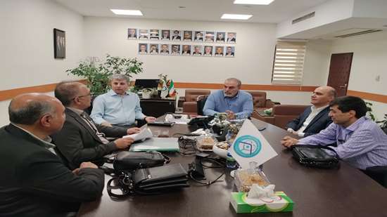 04 